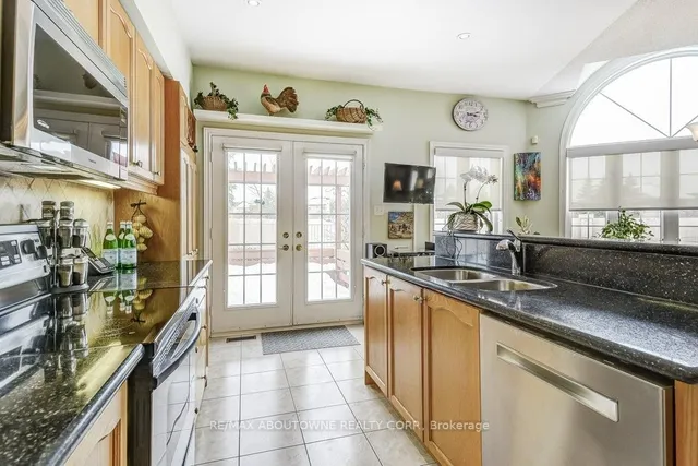 Additional image 7 of 17 Orchard Park Gate Unit 27