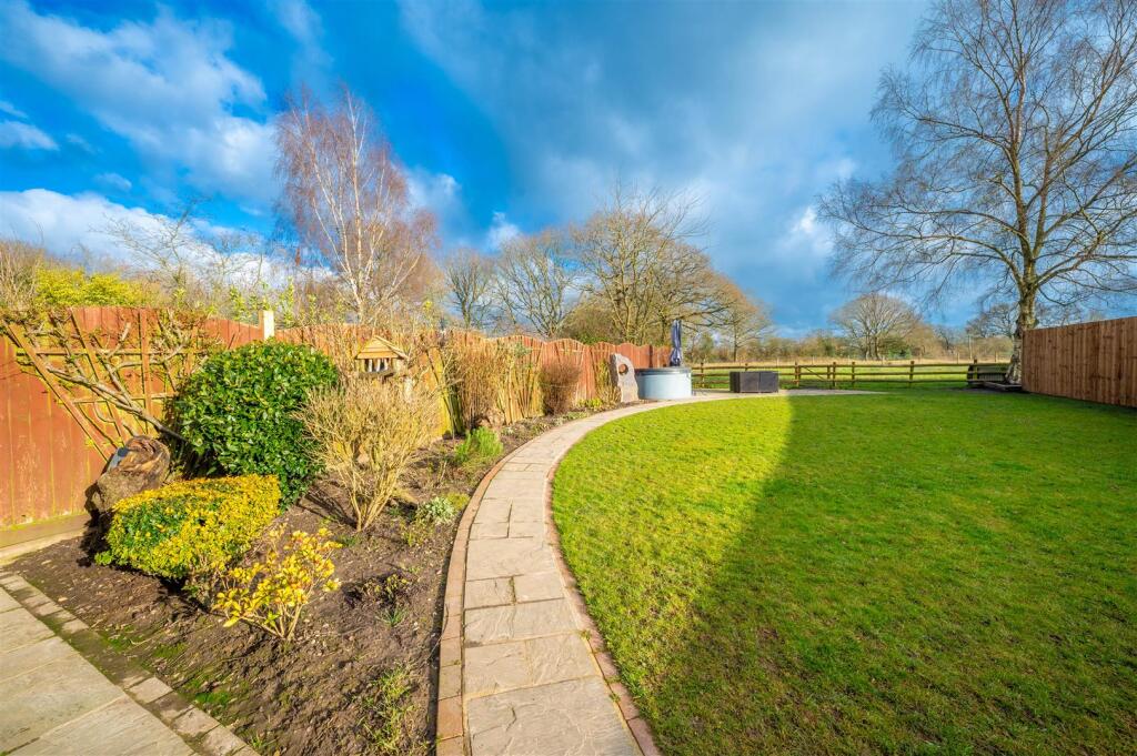 Additional image 27 of Shutt Lane, Earlswood, Solihull