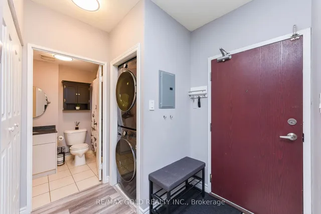 Additional image 7 of 7405 Goreway Dr Unit 112