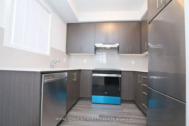 Additional image 9 of 225 Birmingham St Unit 160