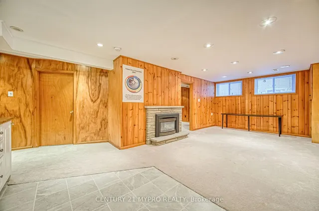 Additional image 28 of 52 Alamosa Dr