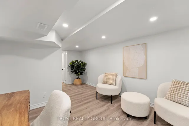 Additional image 18 of 121 Palmerston Ave