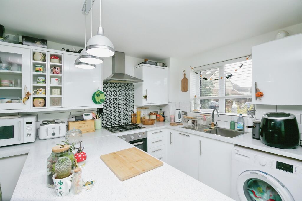 Additional image 9 of Picton Road, Rhoose, Barry