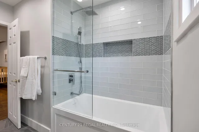 Additional image 15 of 32 Cedarcrest Dr