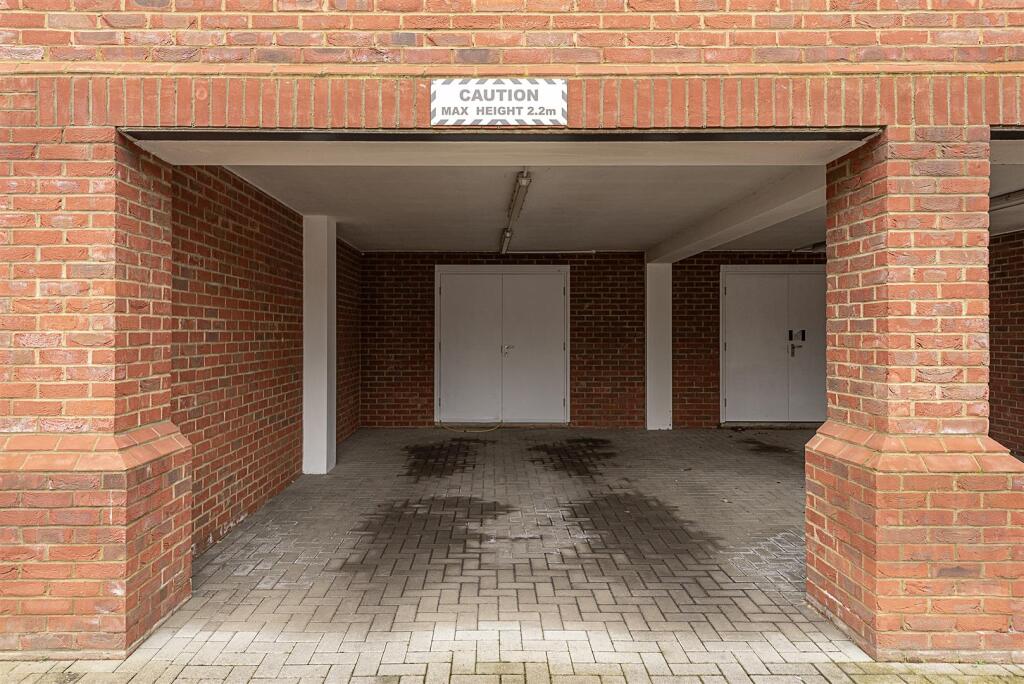 Additional image 10 of Millstone Way, Harpenden