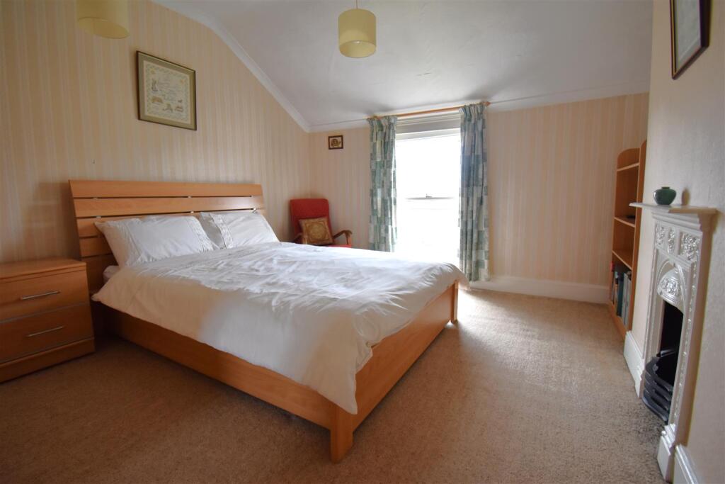 Additional image 18 of Handsome Period Family Home Of Over 3,500 Sq Ft Adjacent To Durham Downs