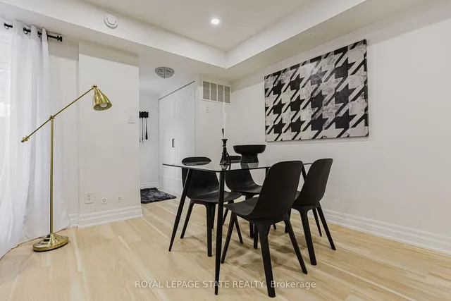 Additional image 8 of 16 Laidlaw St Unit 909