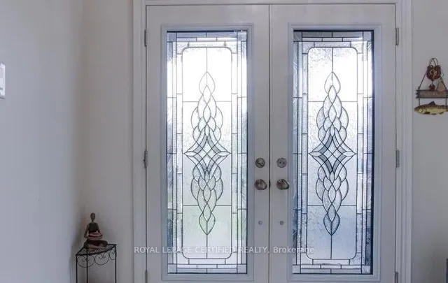 Additional image 36 of 3 Lower Thames Dr