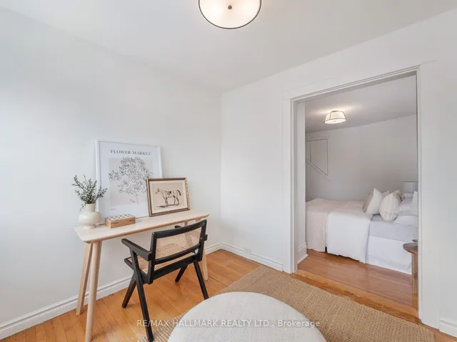 Additional image 32 of 49 Dearbourne Ave