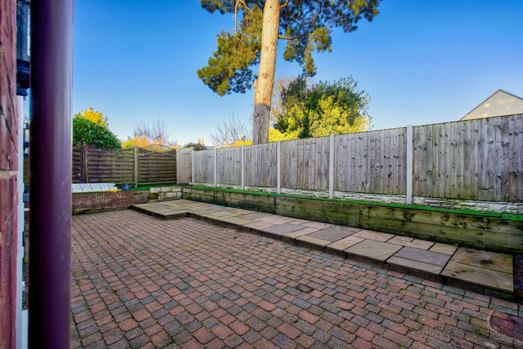 Additional image 22 of 16 Vernon Close, Saughall, Chester,