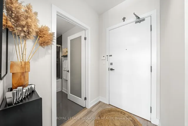 Additional image 16 of 75 The Donway Unit 1005