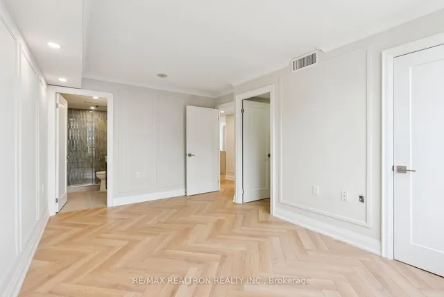 Additional image 17 of 35 Finch Ave Unit 905