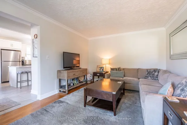 Additional image 6 of 2290 Woodward Ave