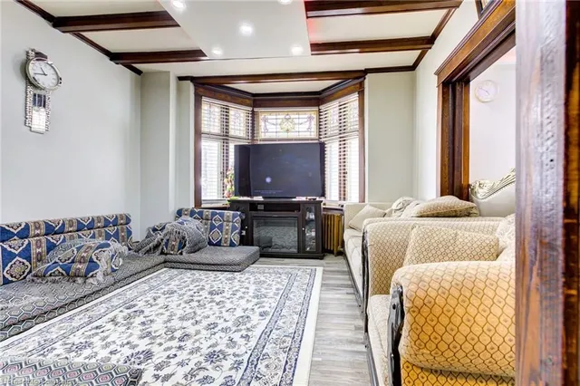 Additional image 17 of 59 Irvin St