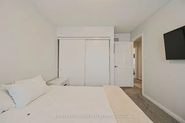 Additional image 31 of 27 Vista Green Cres