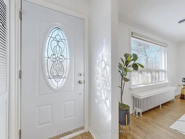 Additional image 22 of 981 Caledonia Rd