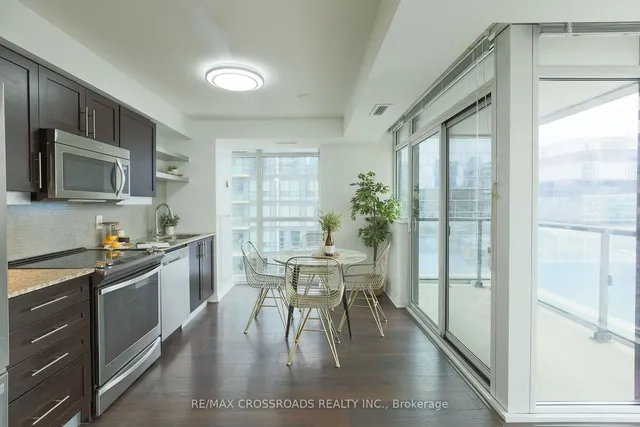 Additional image 10 of 400 Adelaide Ave Unit 2104