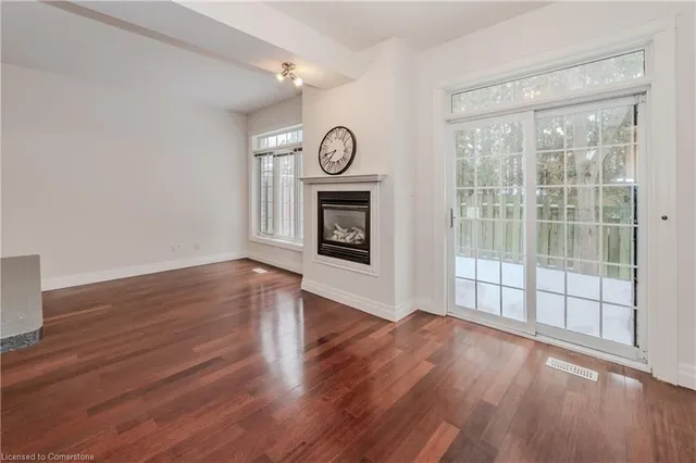 Additional image 19 of 76 Woolwich St Unit 7