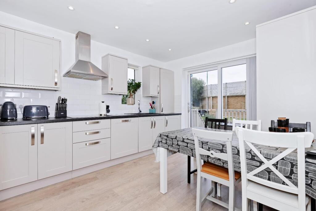 Additional image 33 of Ormonde Way, Shoreham-By-Sea