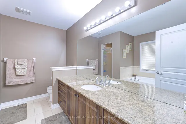 Additional image 25 of 22 Nightland Crt