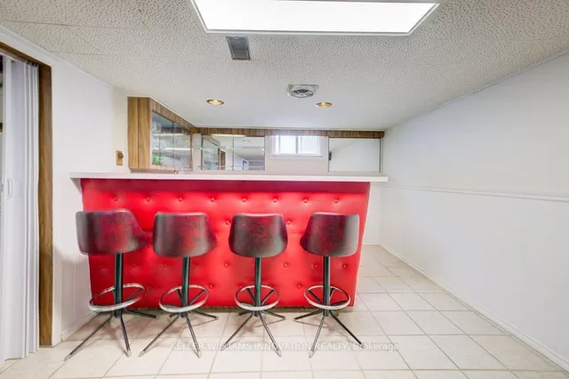 Additional image 24 of 11 Harber Ave