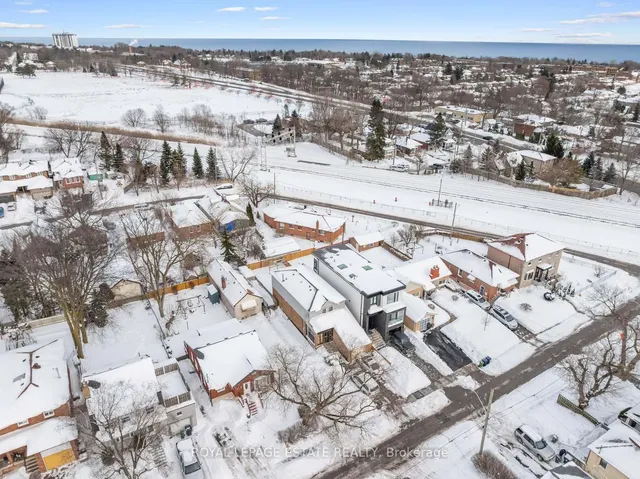 Additional image 29 of 13 Mystic Ave