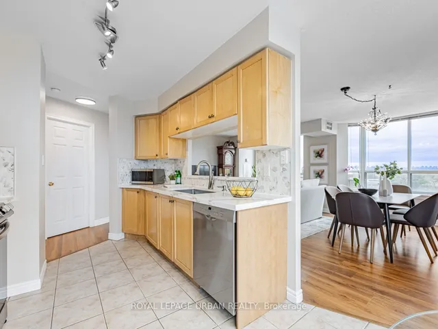 Additional image 16 of 1700 Eglinton Ave Unit 720