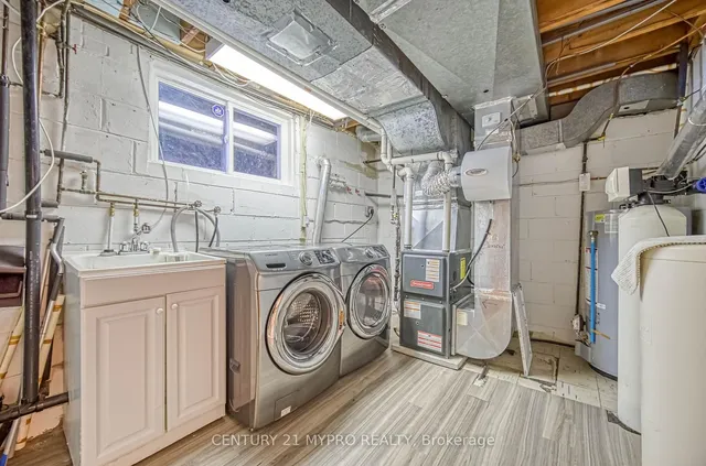 Additional image 32 of 52 Alamosa Dr