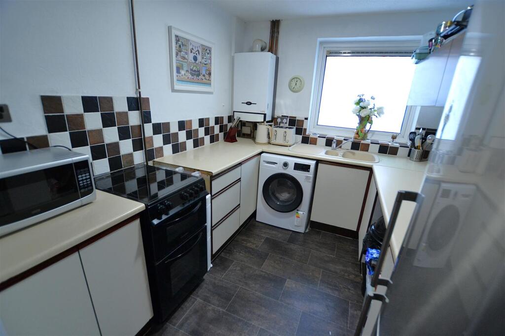 Additional image 7 of Hillfield, Hatfield