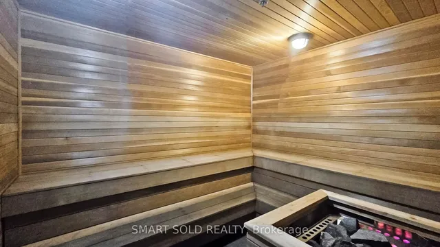 Additional image 35 of 199 Richmond St Unit 1402