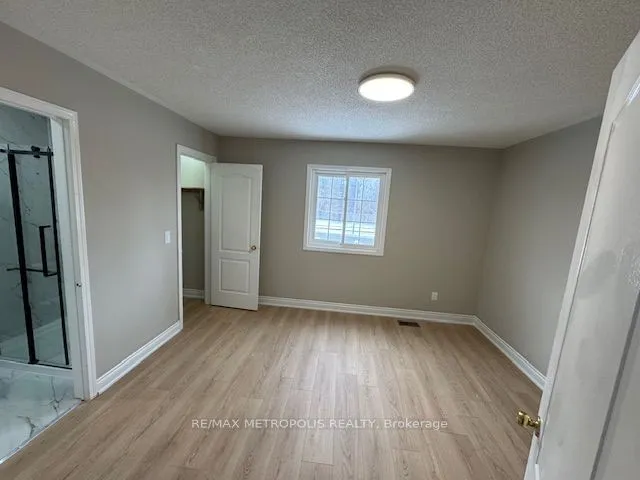 Additional image 9 of 1342 Quest Circ