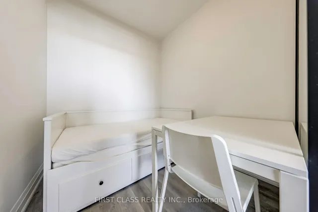 Additional image 16 of 2369 Danforth Ave Unit 904