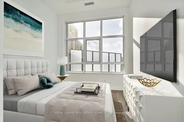 Additional image 11 of 405 Dundas St Unit 101