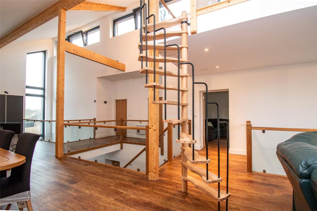 Additional image 14 of Park Street Lane, Park Street, St. Albans, Hertfordshire, AL2