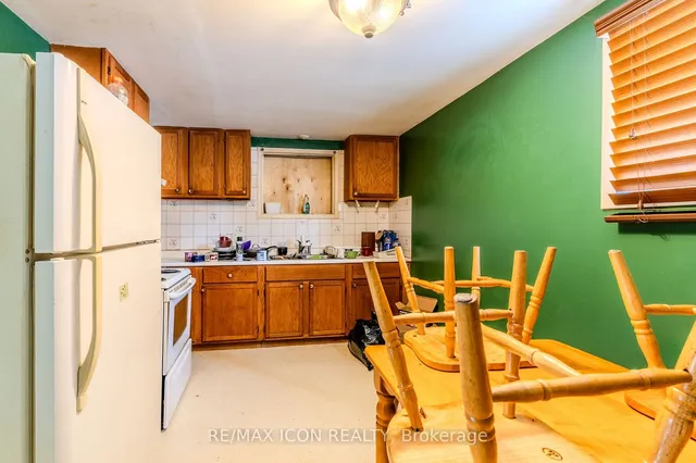 Additional image 21 of 263 Fergus Ave