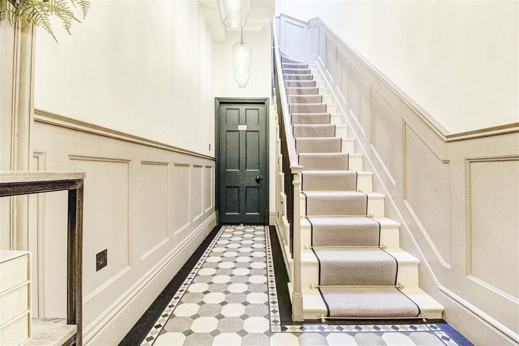 Additional image 13 of Bridge Street Row East, Chester, CH1 1NW