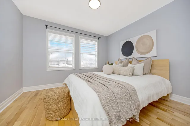 Additional image 21 of 1628 Cartwright Cres