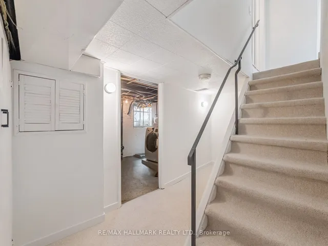 Additional image 35 of 49 Dearbourne Ave