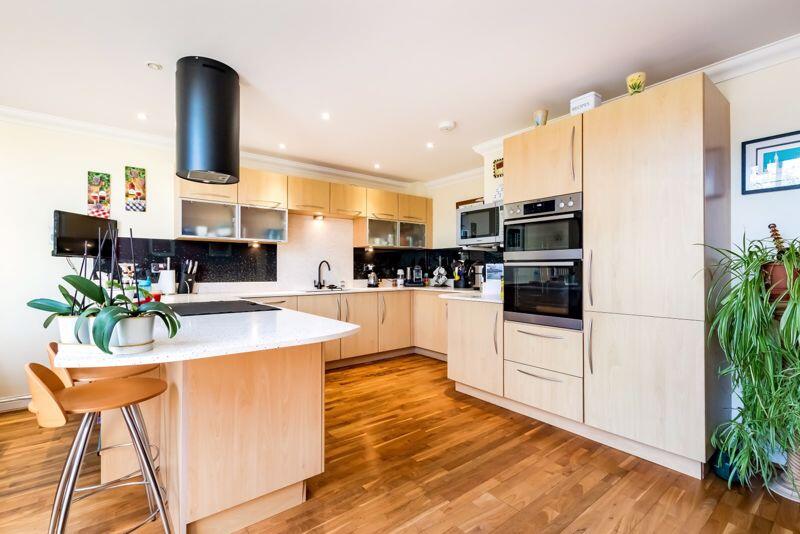 Additional image 3 of Strathearn Drive | Royal Victoria Park