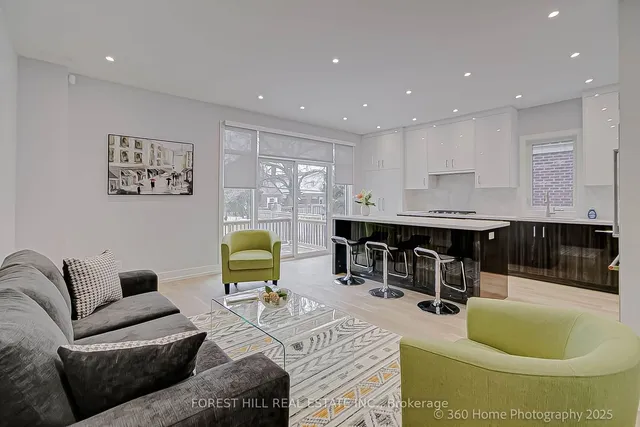 Additional image 9 of 896 Coxwell Ave