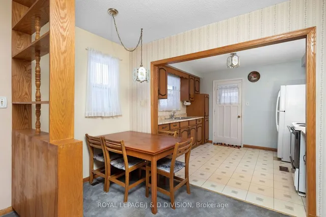 Additional image 8 of 51 Edinborough Crt