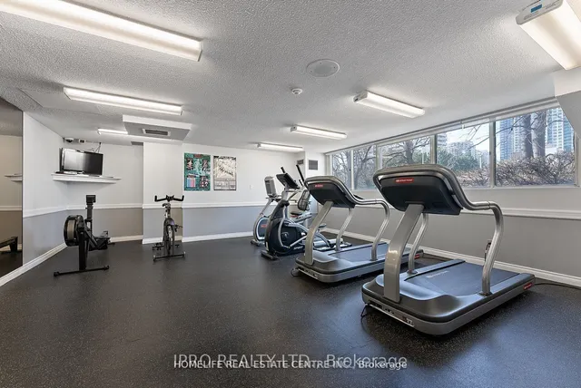 Additional image 30 of 3700 Kaneff Cres Unit 411