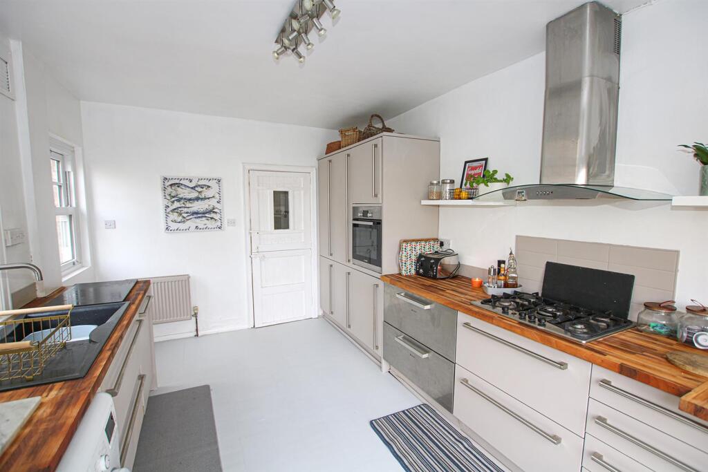 Additional image 8 of High Street, Newmarket