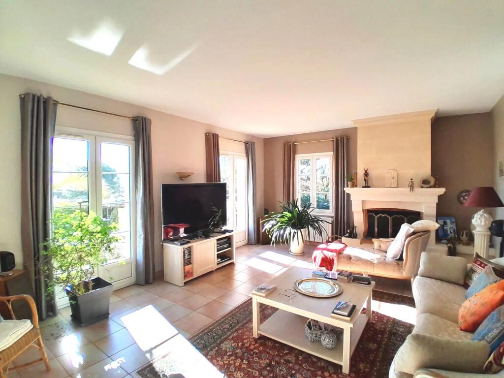 Additional image 3 of Poitou-Charentes, Charente, St-Saturnin, France