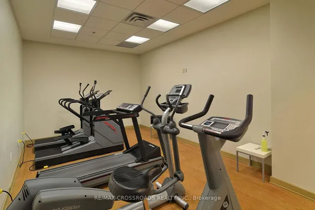 Additional image 22 of 954 King St Unit 526