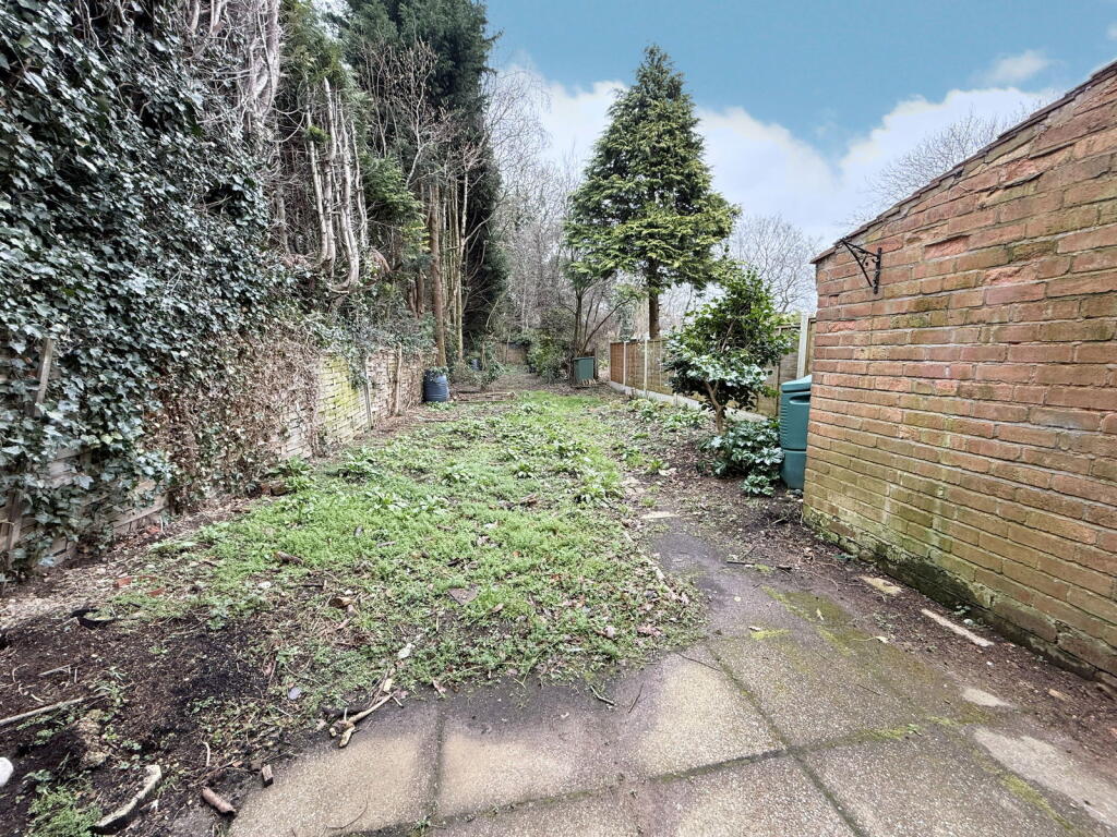 Additional image 13 of Clinton Road, Shirley