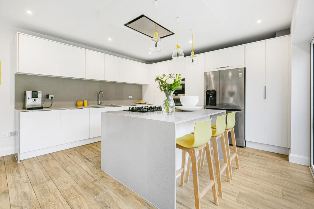 Additional image 7 of Boyes Crescent, London Colney, AL2