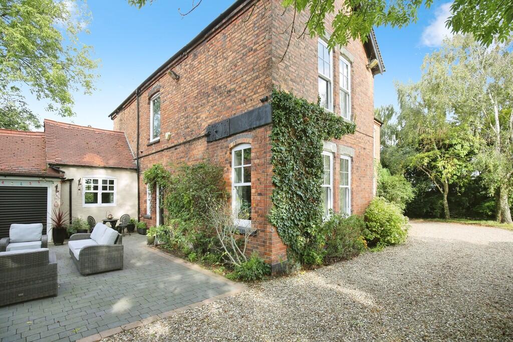 Additional image 37 of Robeys Lane, Tamworth