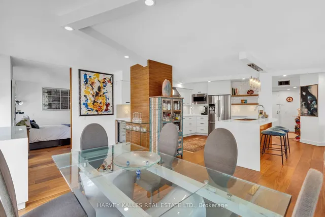 Additional image 18 of 1331 Bay St Unit 402