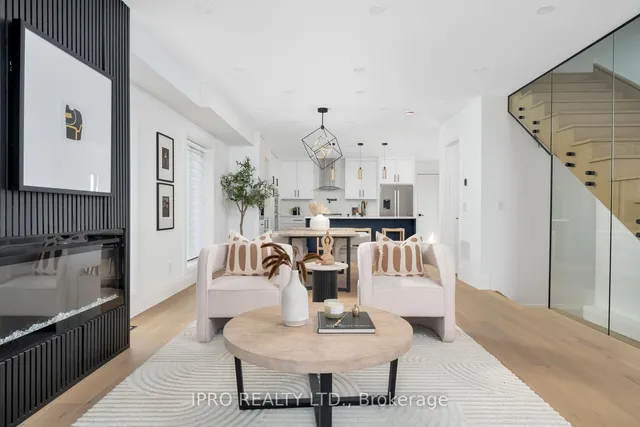 Additional image 10 of 1384 Pape Ave